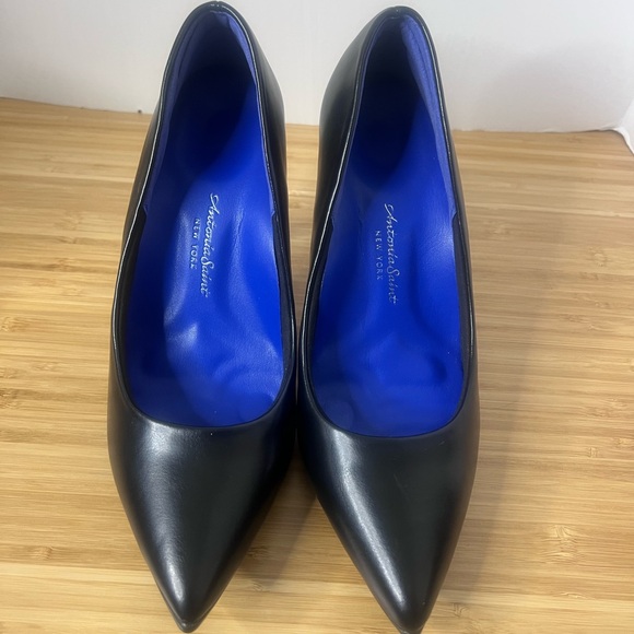 ANTONIA SAINT New York Black Leather heel pumps - Picture 1 of 10
